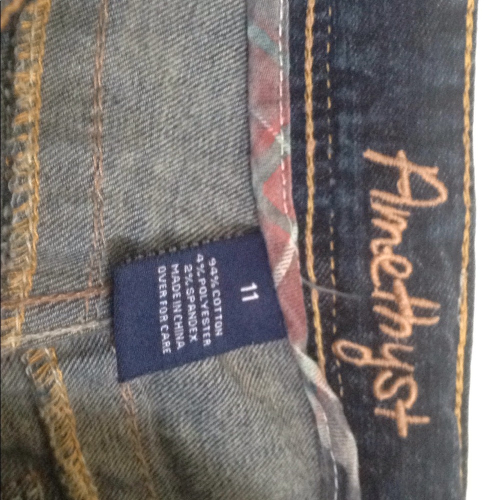 Jeans. - Picture 2 of 4